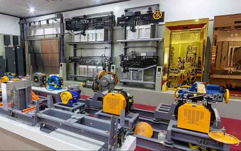 Giới thiệu về Thang máy CDE